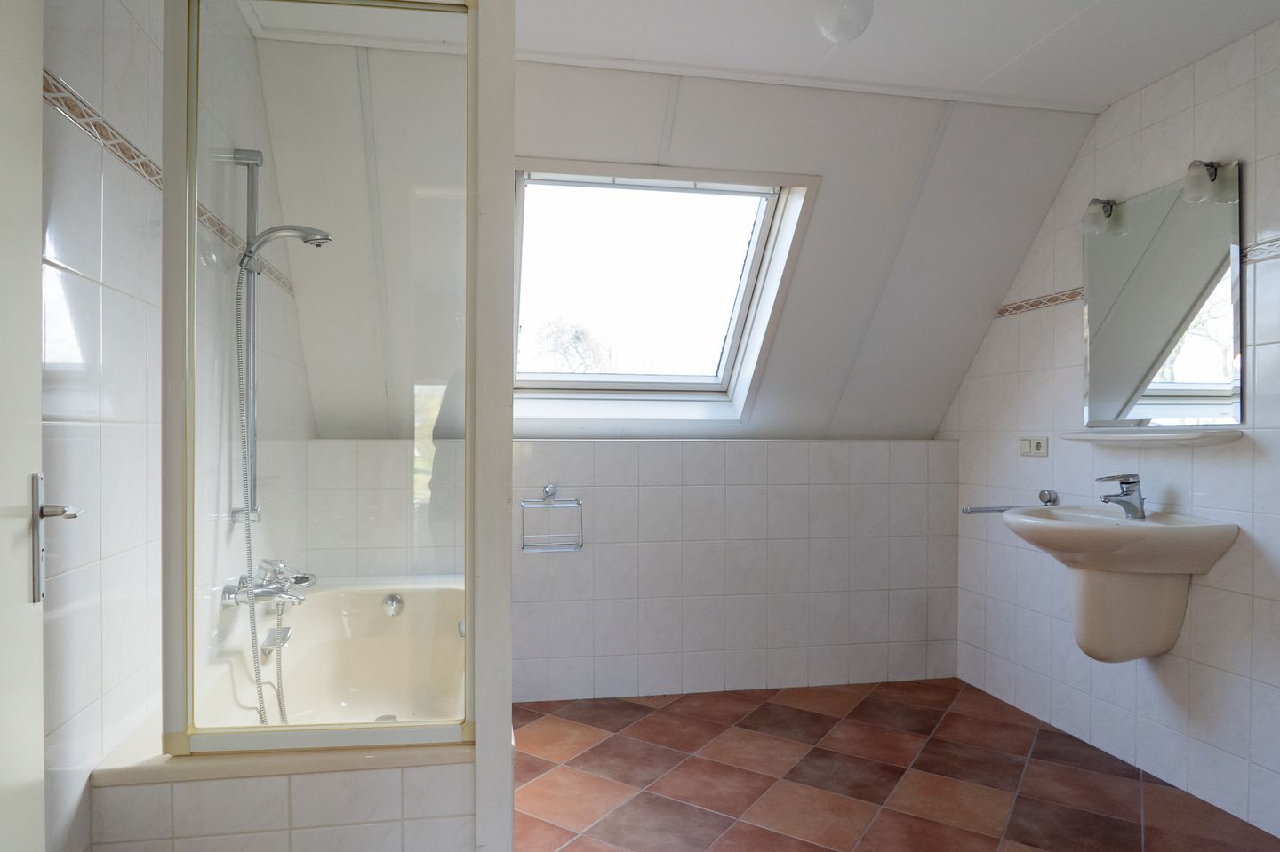 Foto 40 van Churchillstraat 5