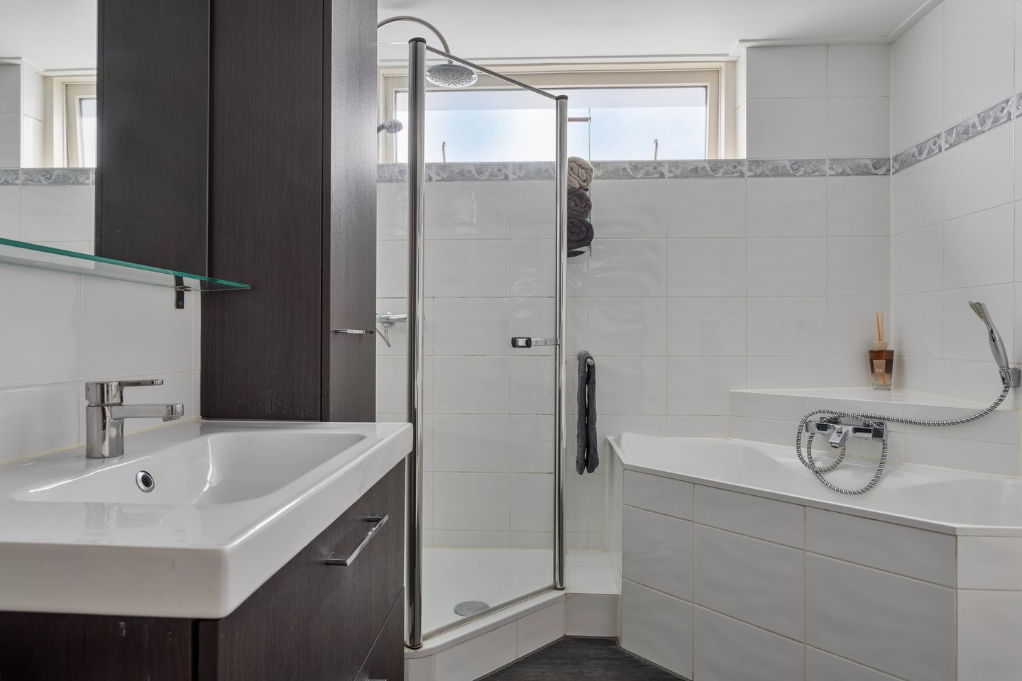 Photo 14 of Zwaluwstraat 14