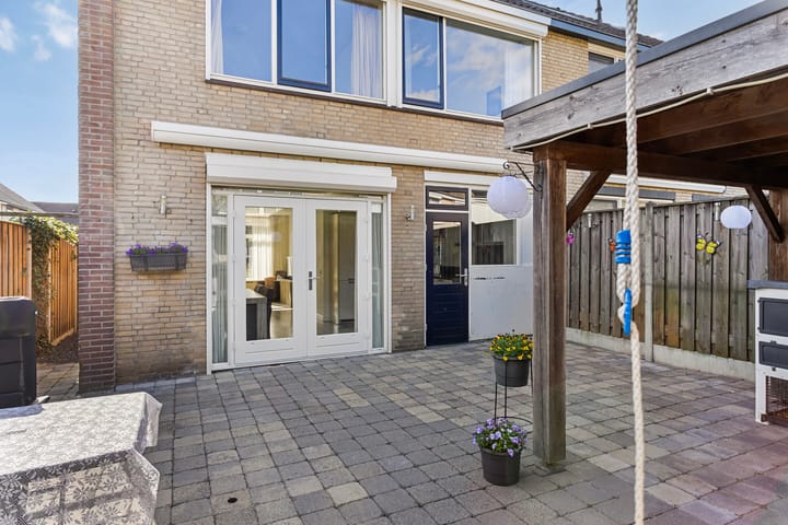 Foto 26 van Zwaluwstraat 14