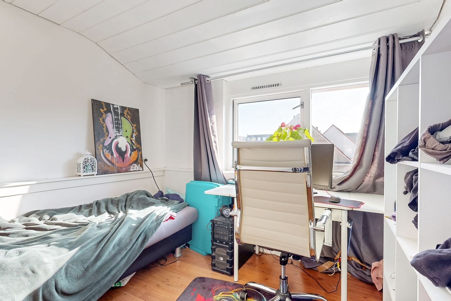 Photo 25 of Floralaan 23