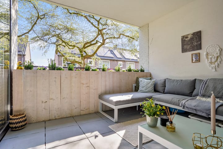 Foto 16 van Thomas a Kempisstraat 4