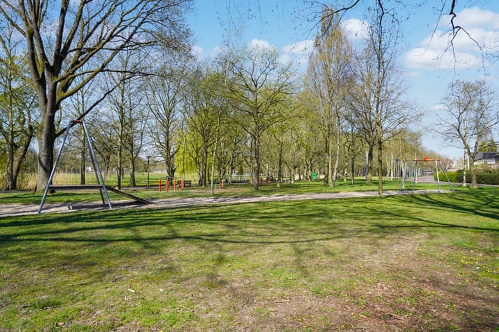 Foto 41 van Thomas a Kempisstraat 4