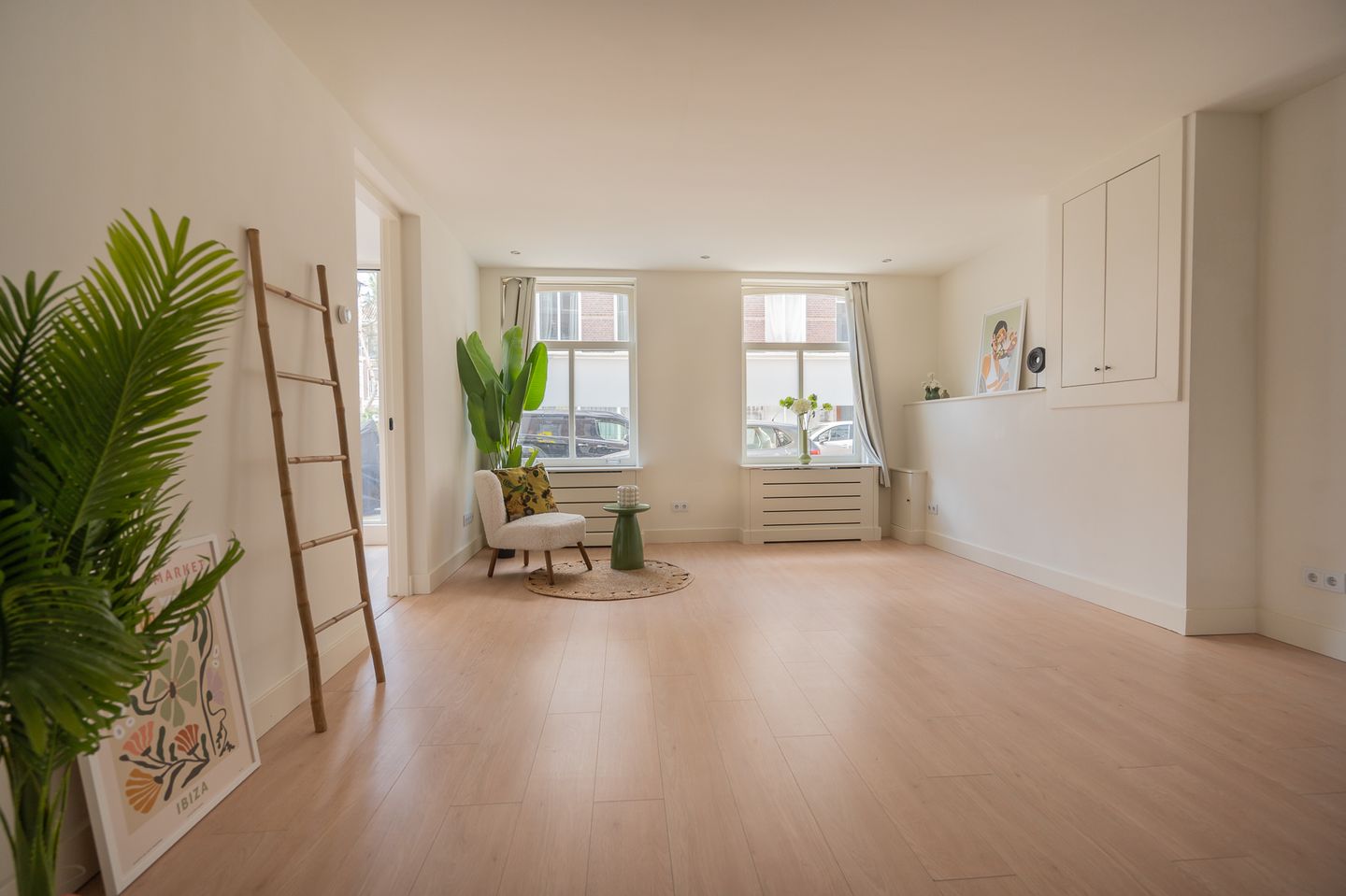 Photo 5 of Hugo de Grootstraat 17-B