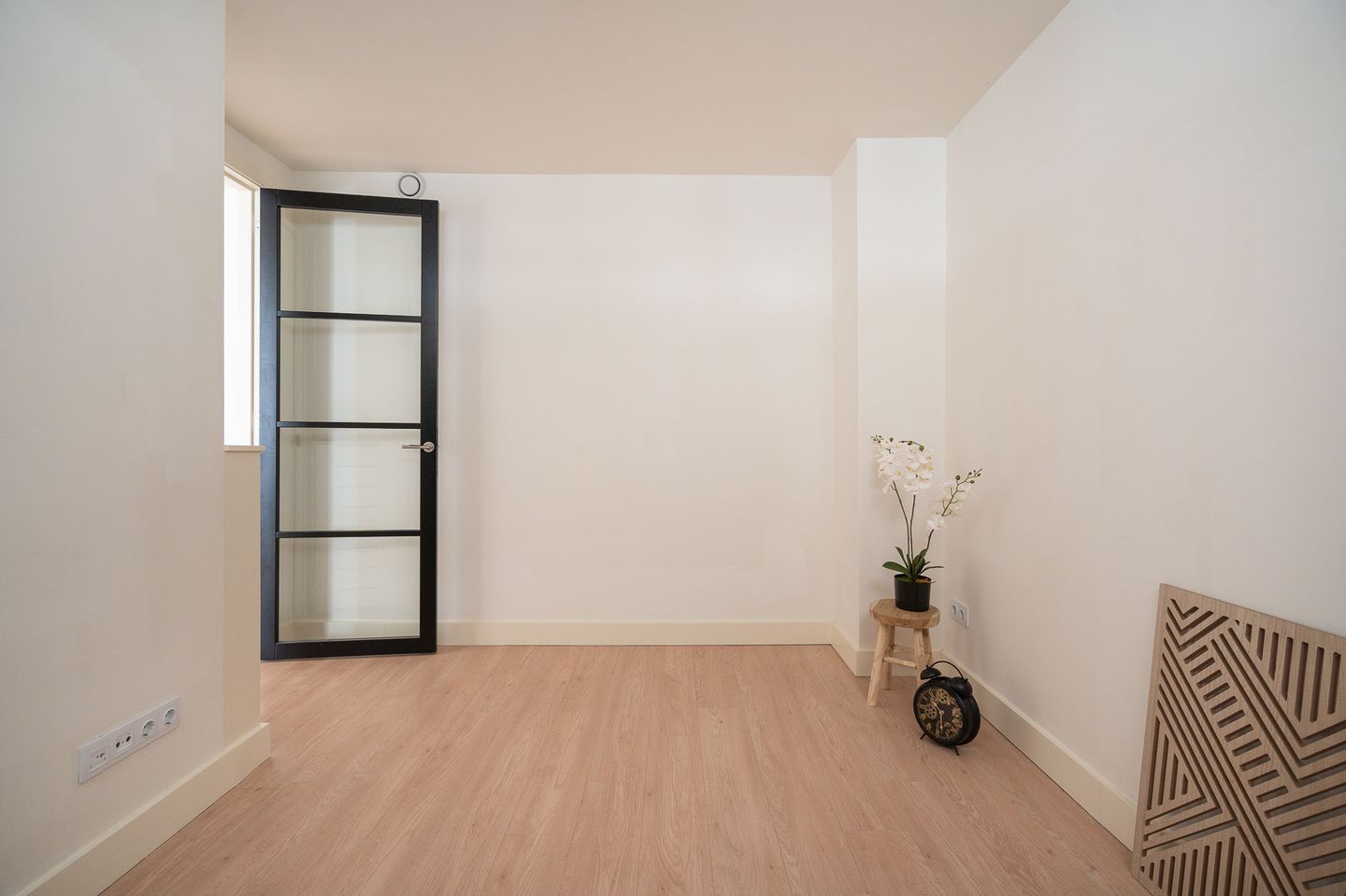 Photo 19 of Hugo de Grootstraat 17-B