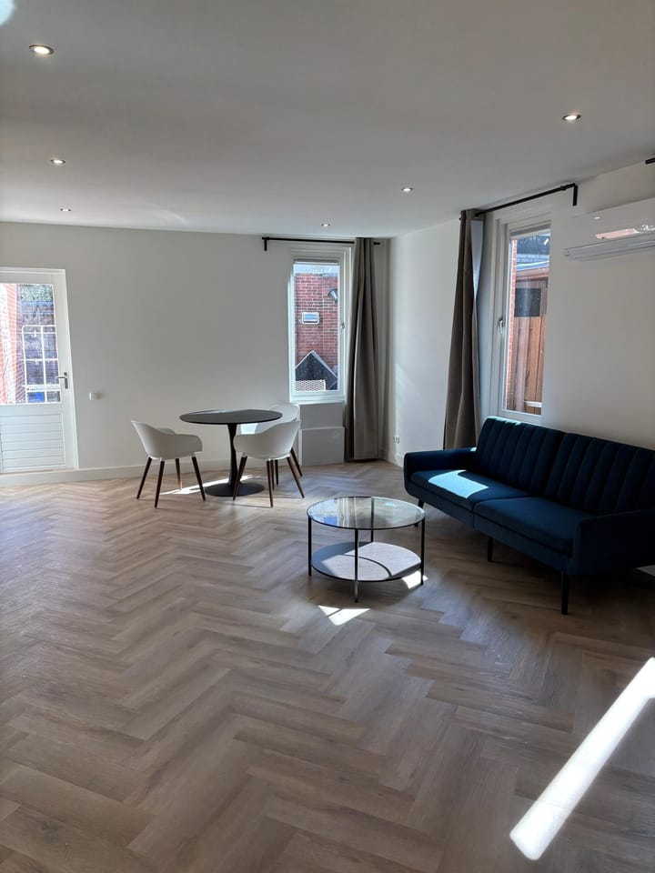 Leeuwstraat 2-F