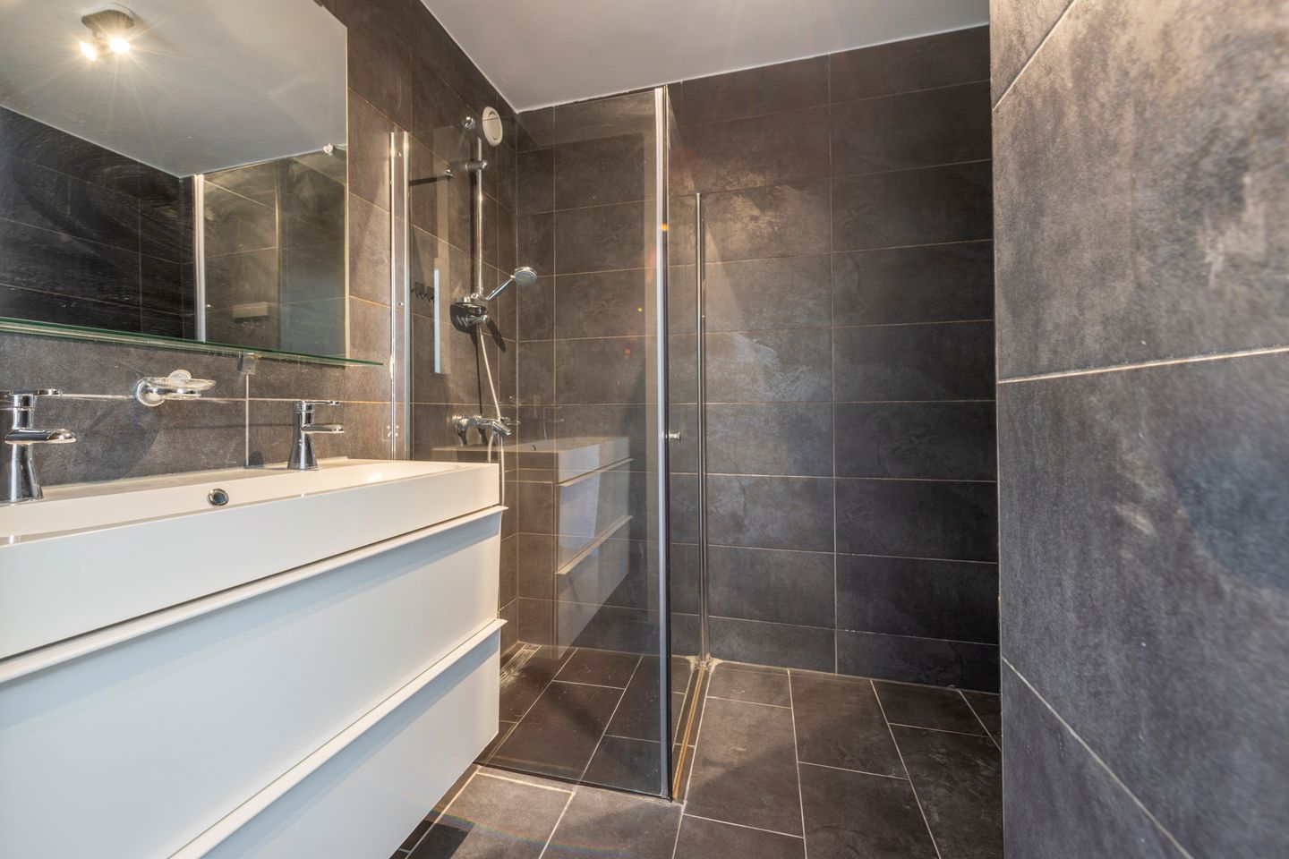 Foto 25 van Livingstonelaan 304