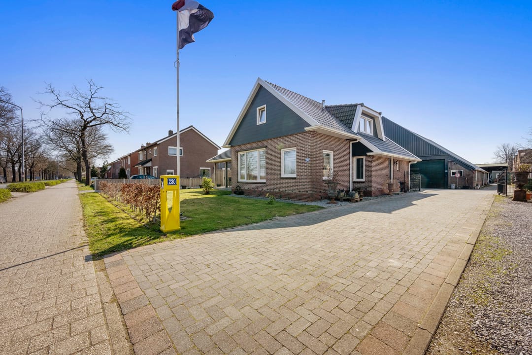 Foto 32 van Langestraat 230