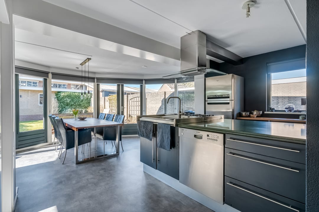 Foto 16 van J.P.C. Leinweberstraat 31-B