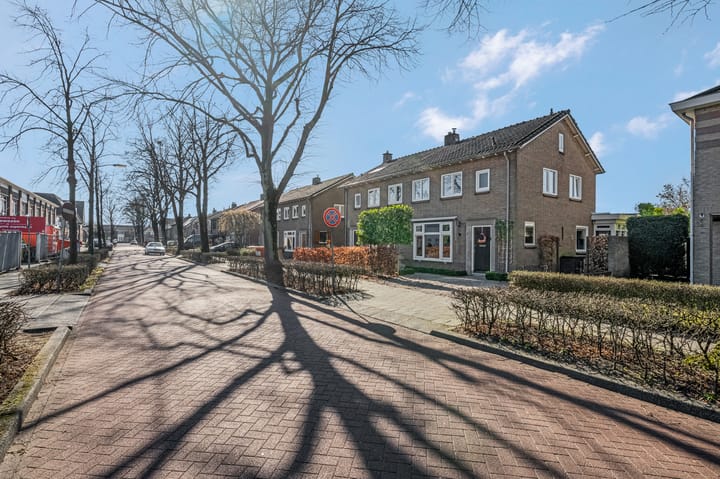 Foto 43 van J.P.C. Leinweberstraat 31-B