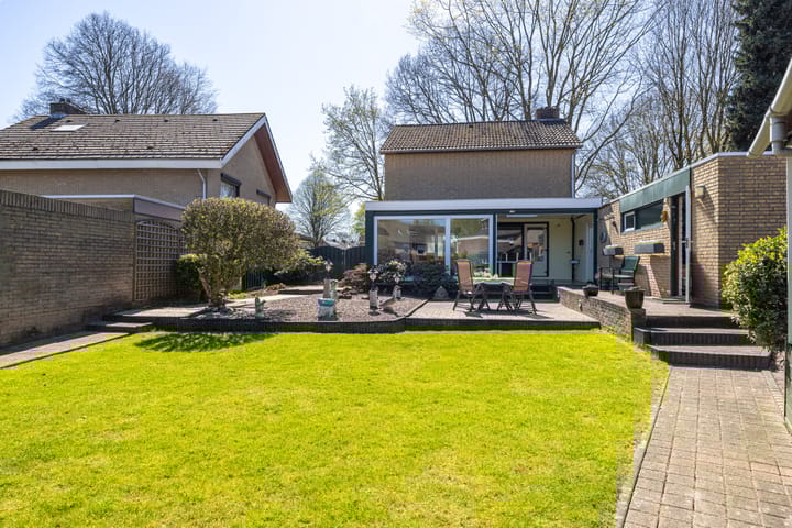 Foto 24 van Beneluxlaan 151-A