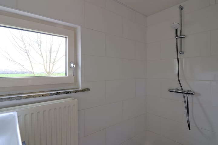 Foto 18 van Burgemeester van der Veenweg 6