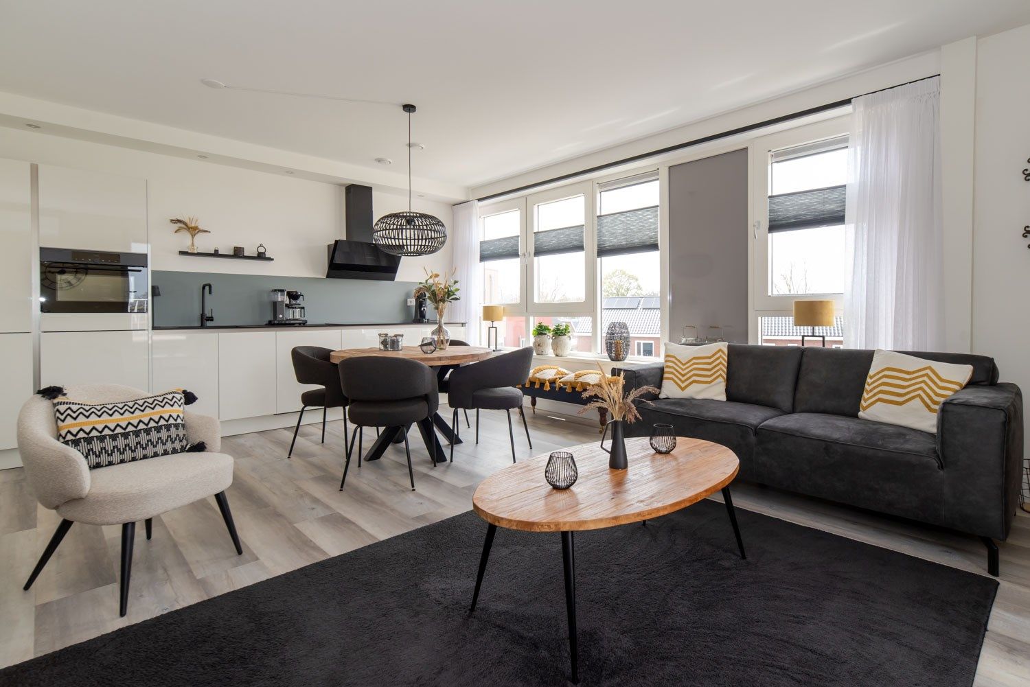 Photo 3 of van Alphenstraat 77