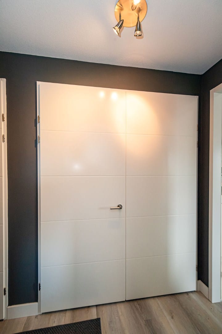 Photo 16 of van Alphenstraat 77