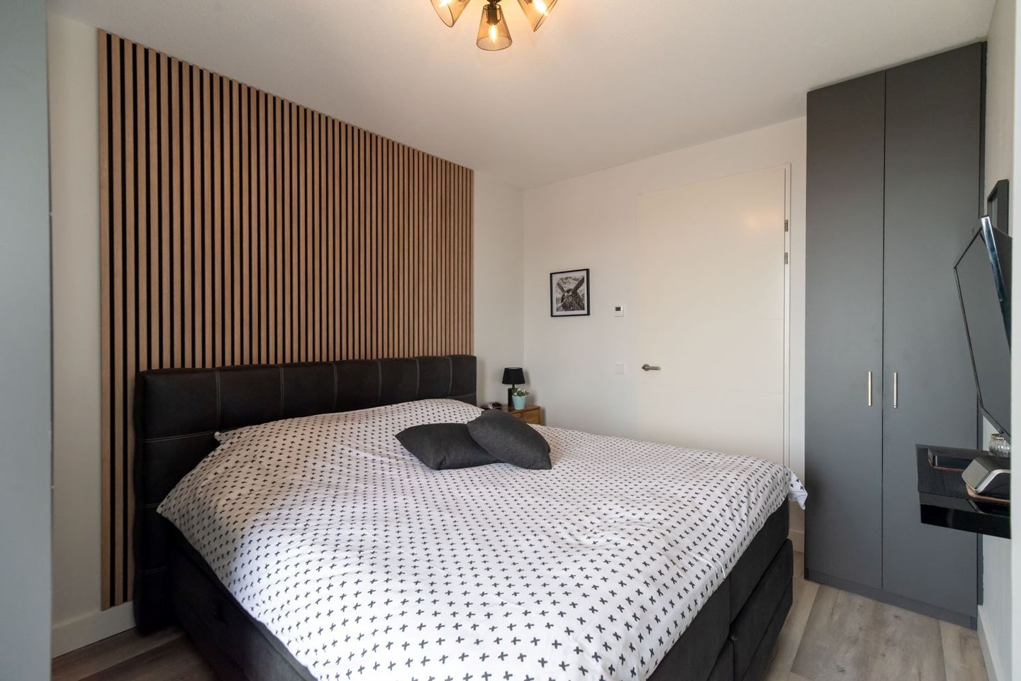 Photo 19 of van Alphenstraat 77