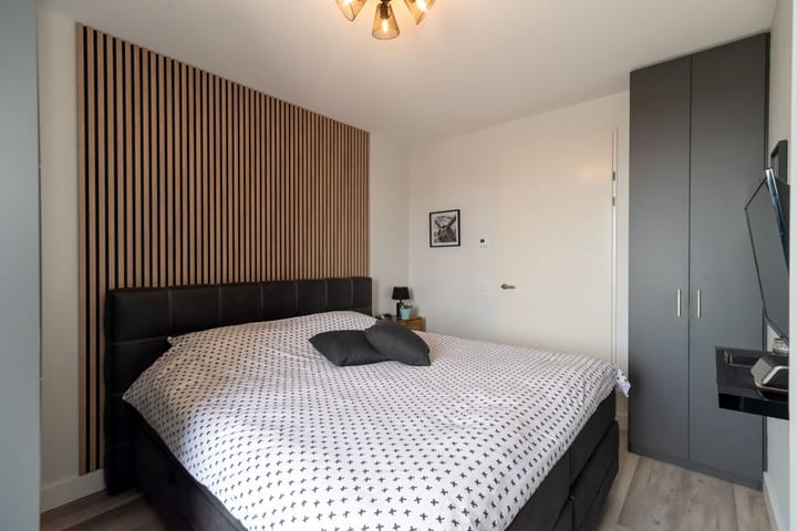 Foto 19 van van Alphenstraat 77