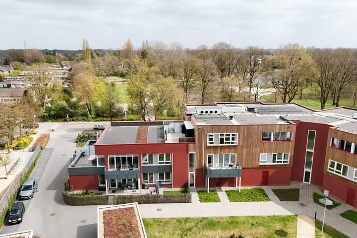 Foto 44 van van Alphenstraat 77