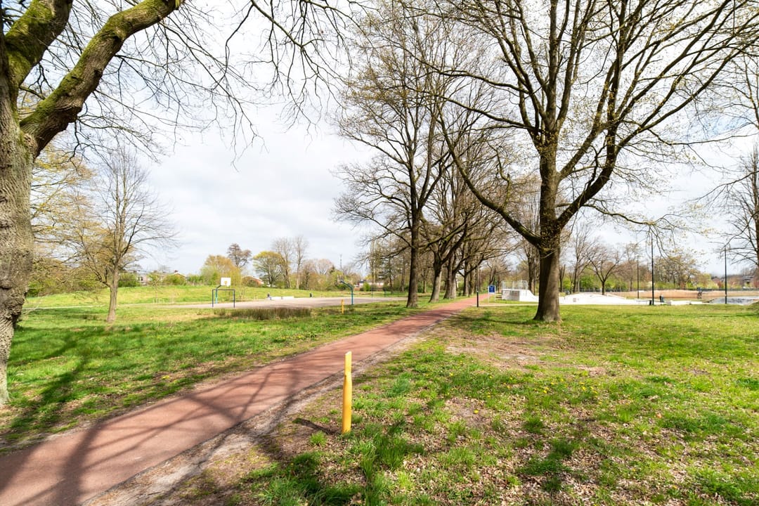 Photo 46 of van Alphenstraat 77