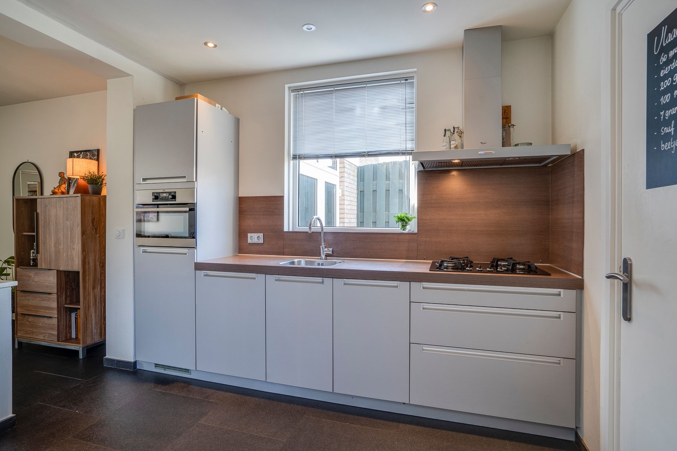 Foto 3 van Burg Maenenstraat 57