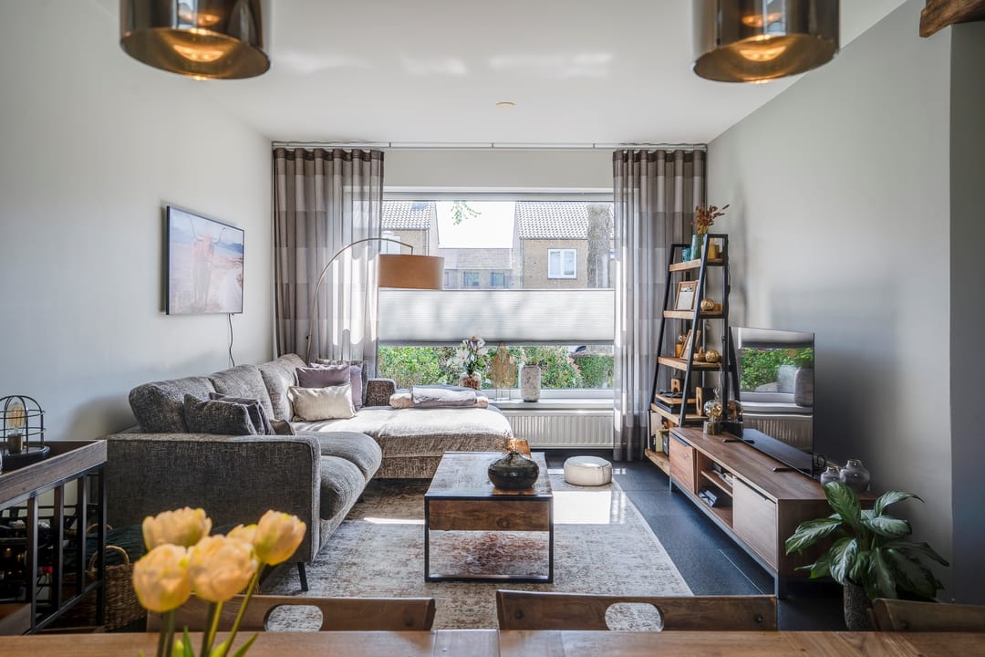 Foto 11 van Burg Maenenstraat 57