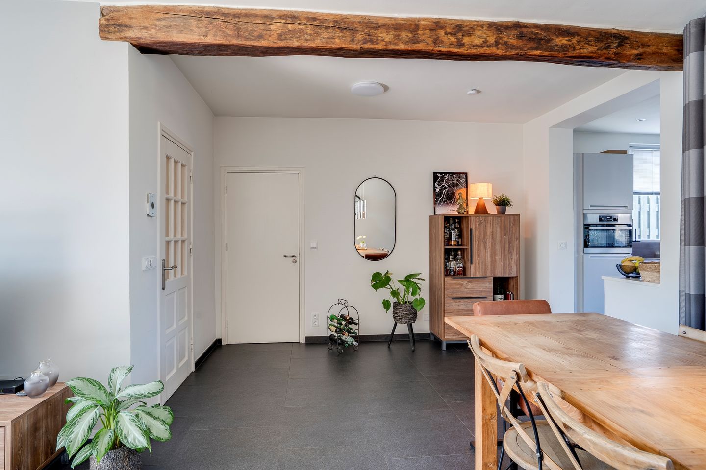 Foto 14 van Burg Maenenstraat 57