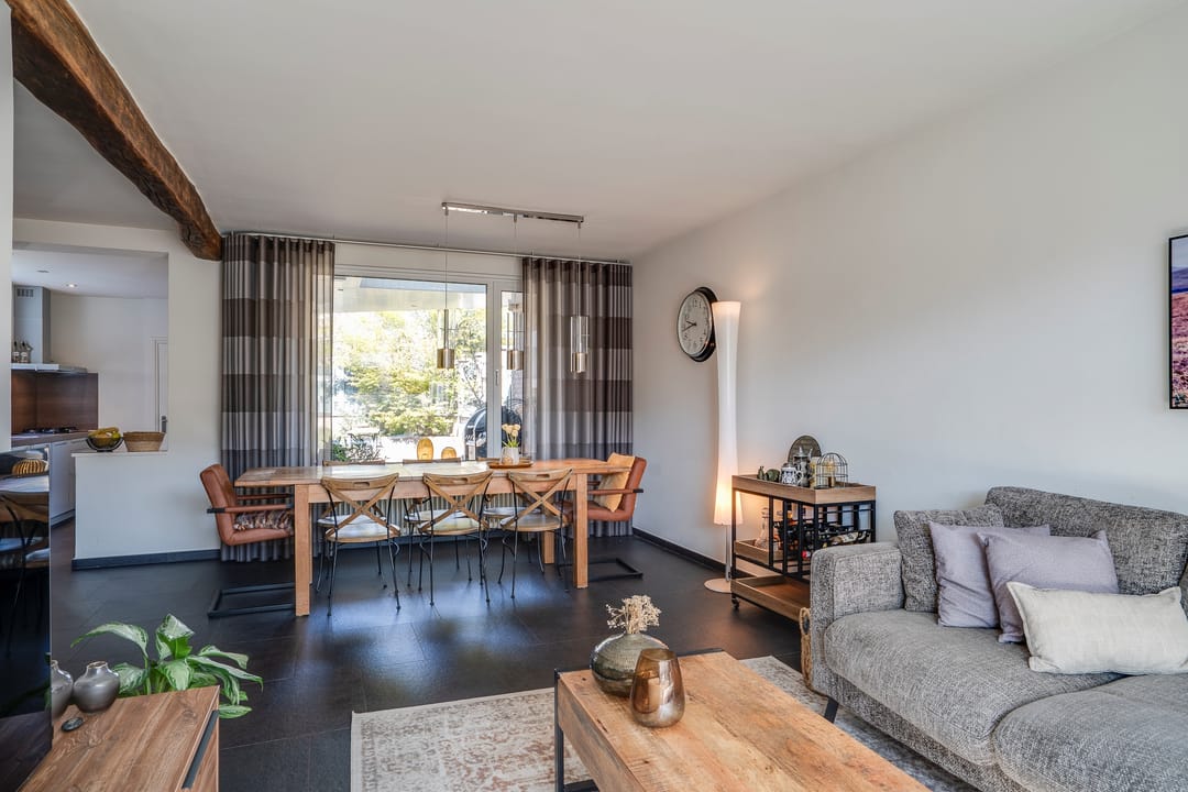 Foto 16 van Burg Maenenstraat 57