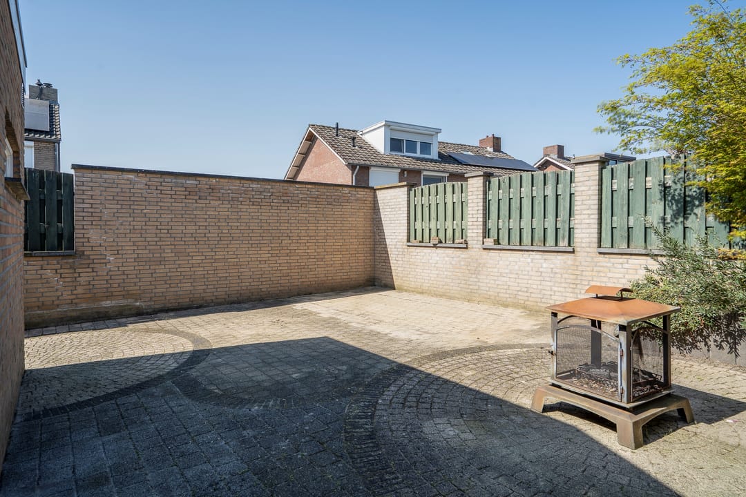 Foto 26 van Burg Maenenstraat 57