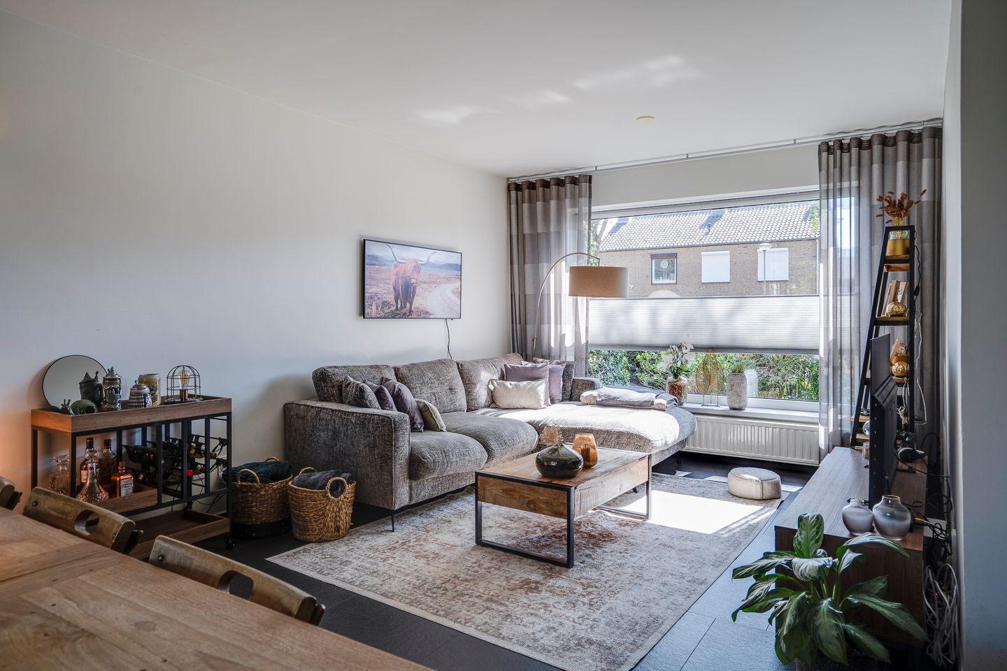 Foto 10 van Burg Maenenstraat 57