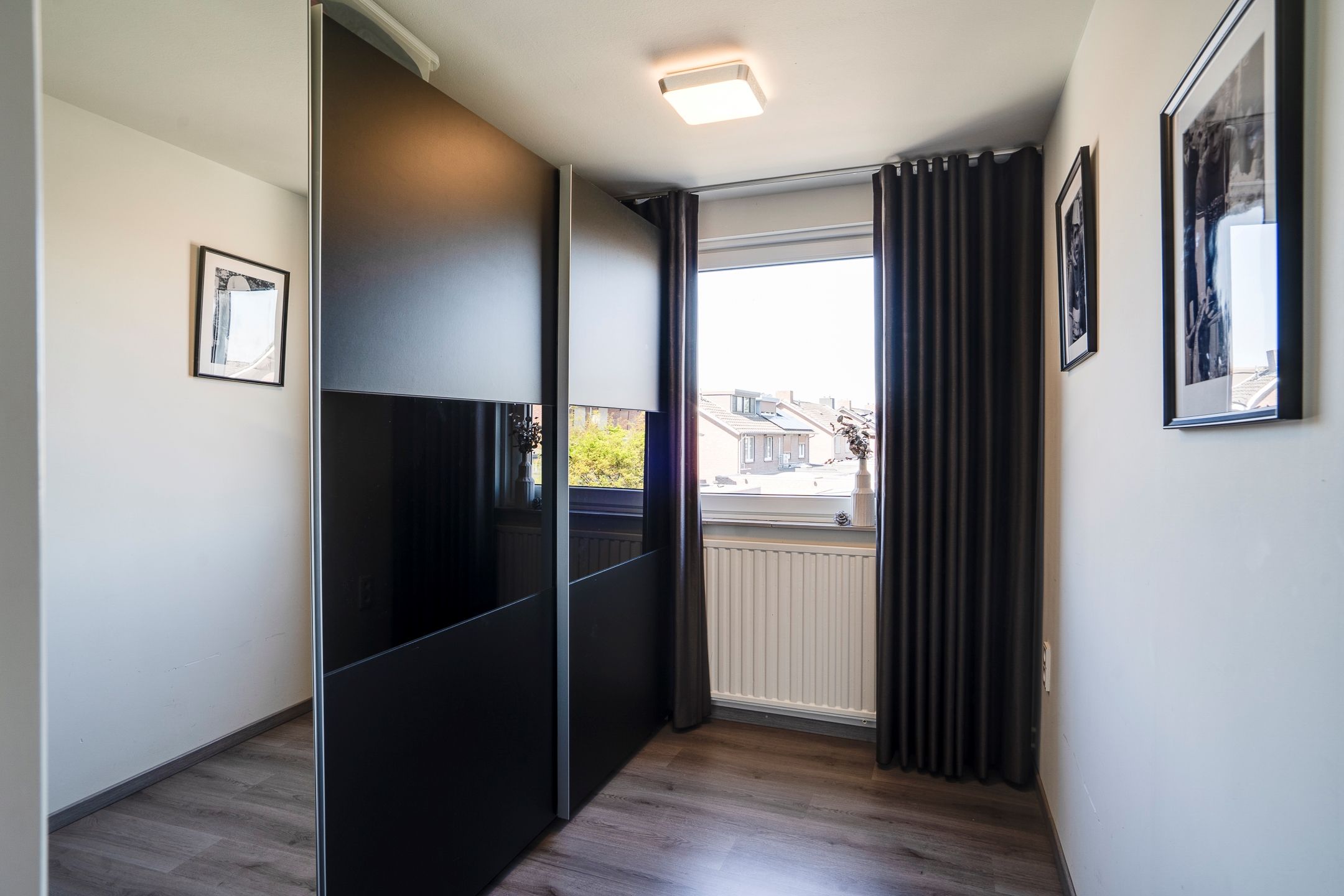 Foto 36 van Burg Maenenstraat 57