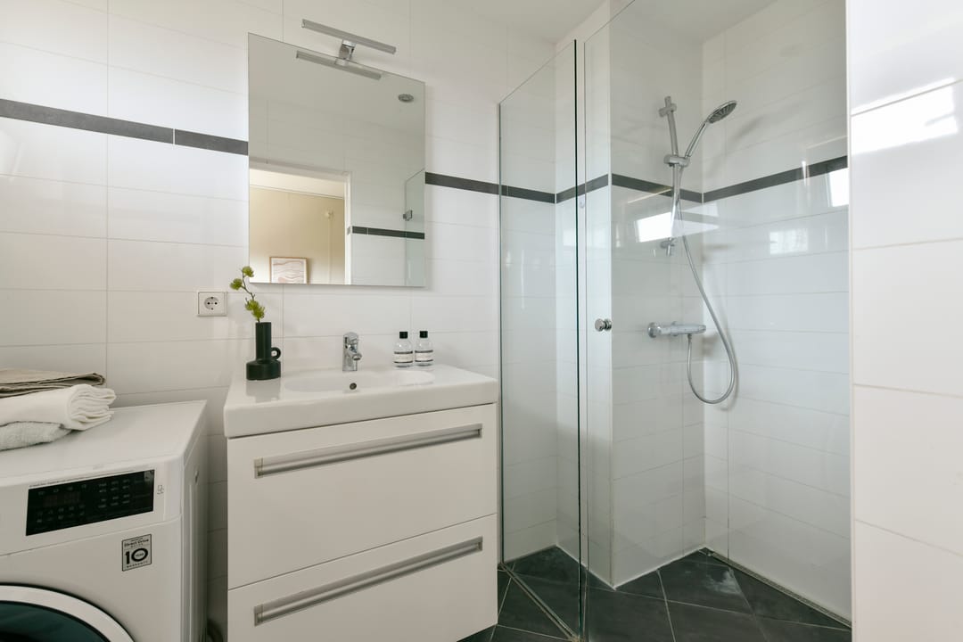 Foto 17 van Mr. G. Groen van Prinstererlaan 257