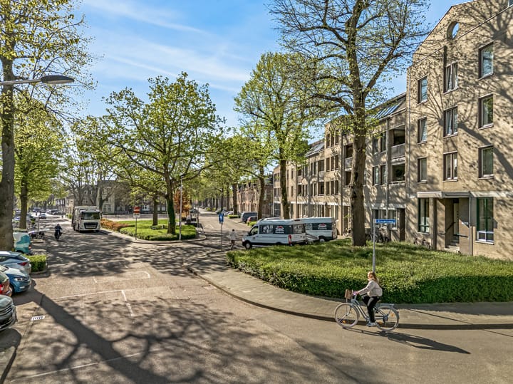 Foto 19 van Volksplein 80-B