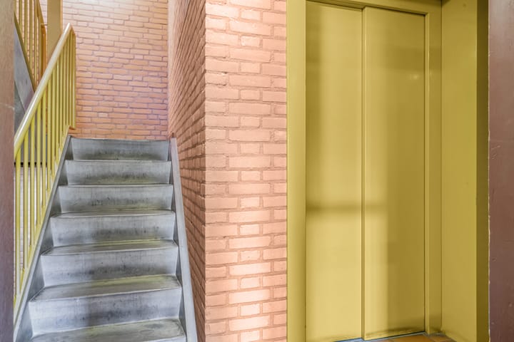 Foto 15 van Volksplein 80-B