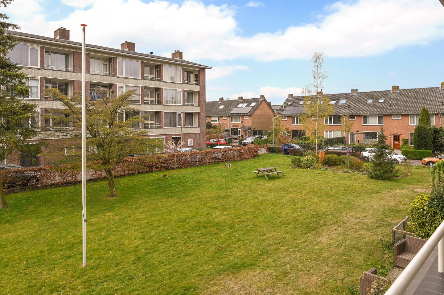 Foto 19 van Betje Wolfflaan 64