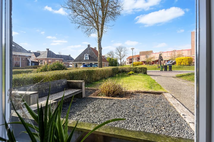 Foto 30 van van der Looswei 1