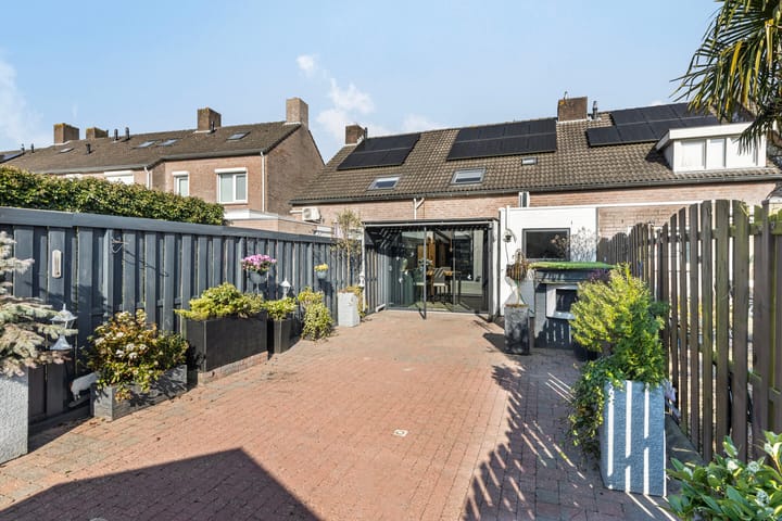 Foto 25 van Dissel 66