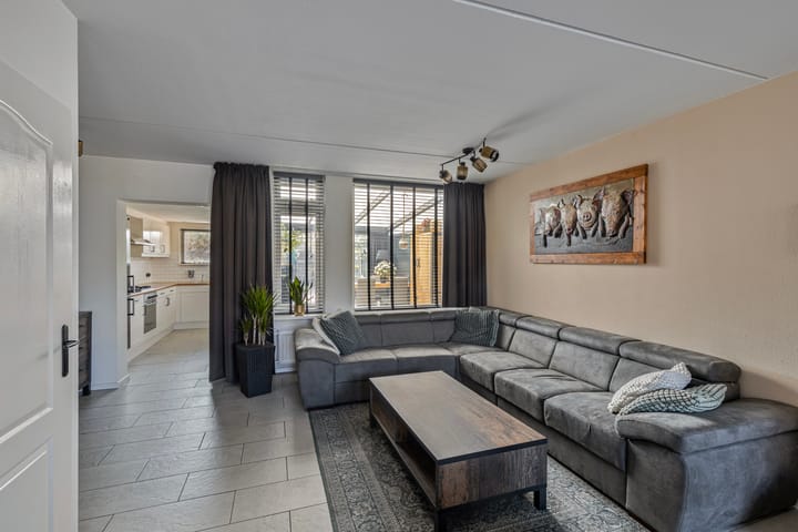 Foto 9 van Dissel 66