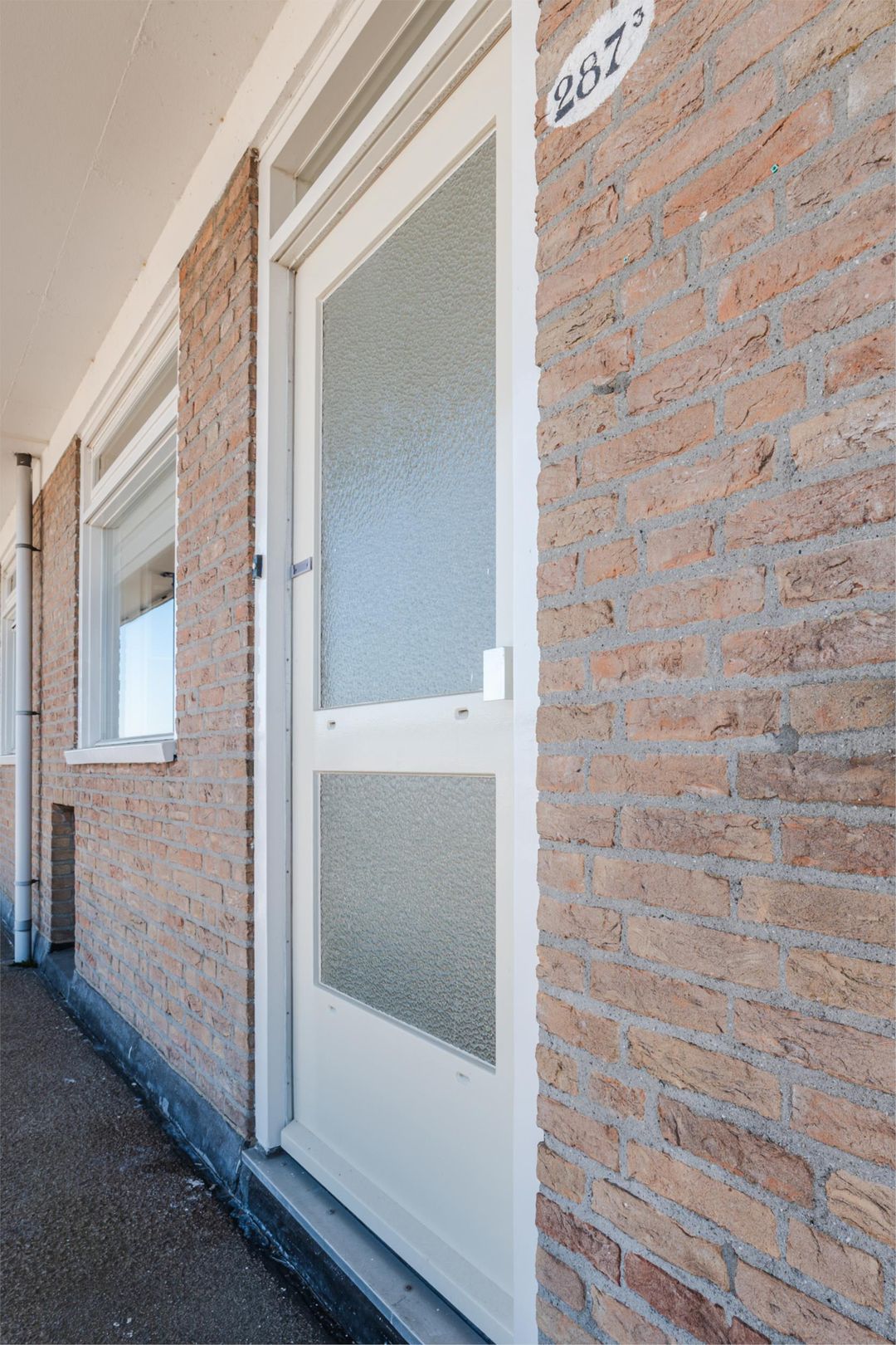 Photo 13 of Paterswoldseweg 287-3