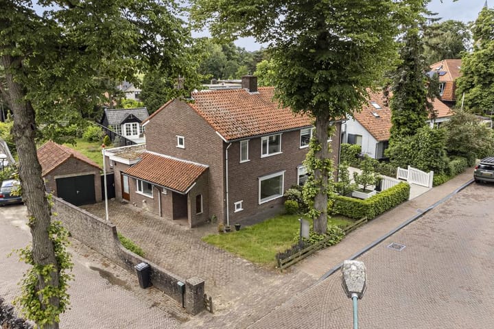 Foto 2 van Burgemeester van den Boschstraat 6