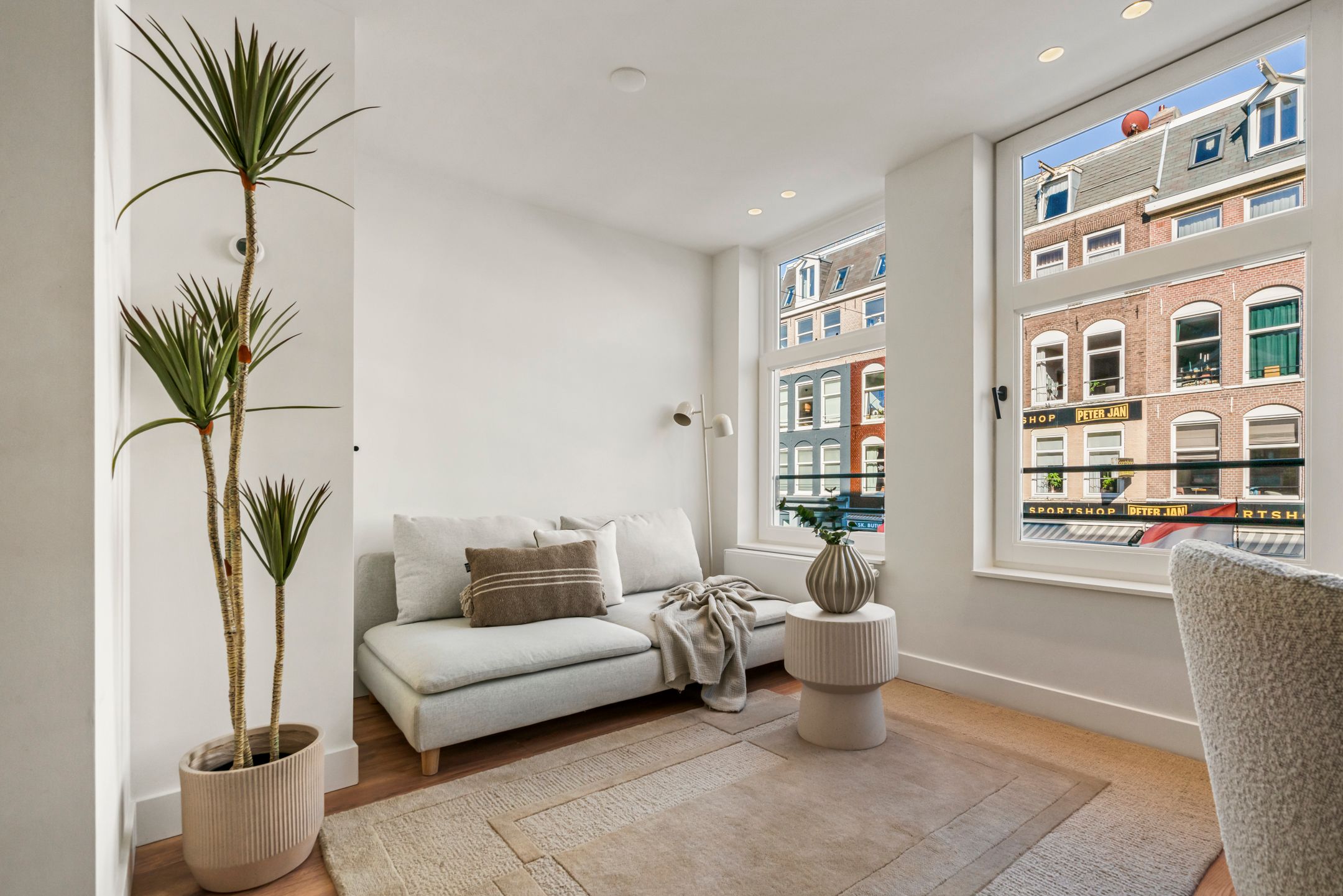 Foto 3 van Albert Cuypstraat 186-1