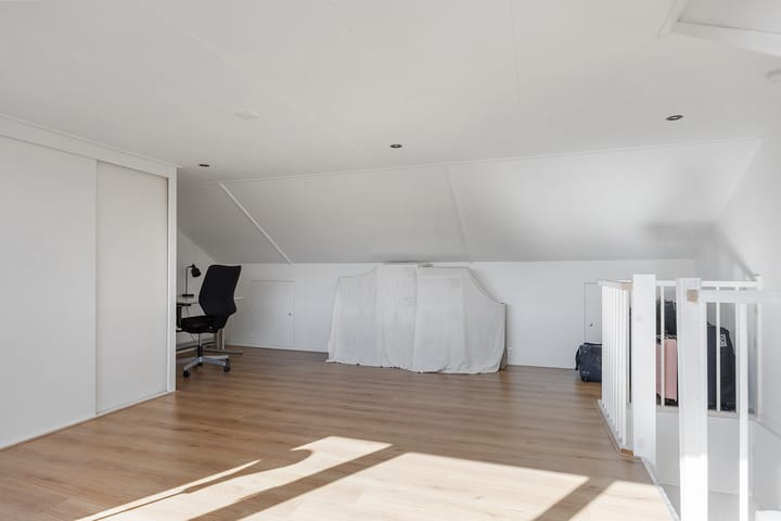 Foto 28 van Nijlanderhemstraat 13