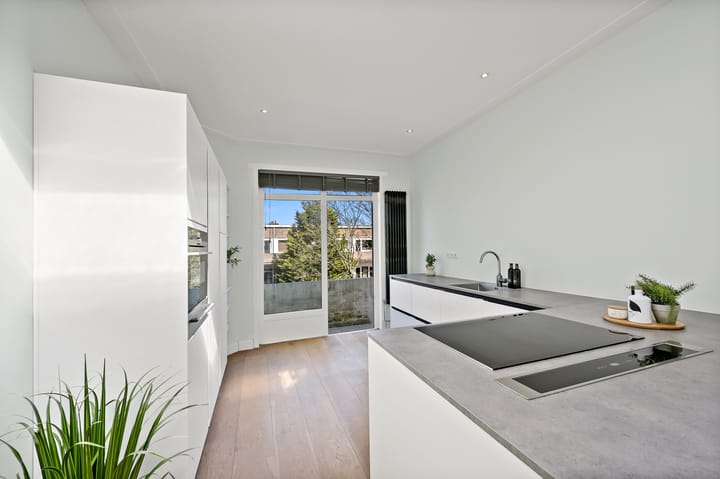 Foto 18 van Van der Capellenstraat 76