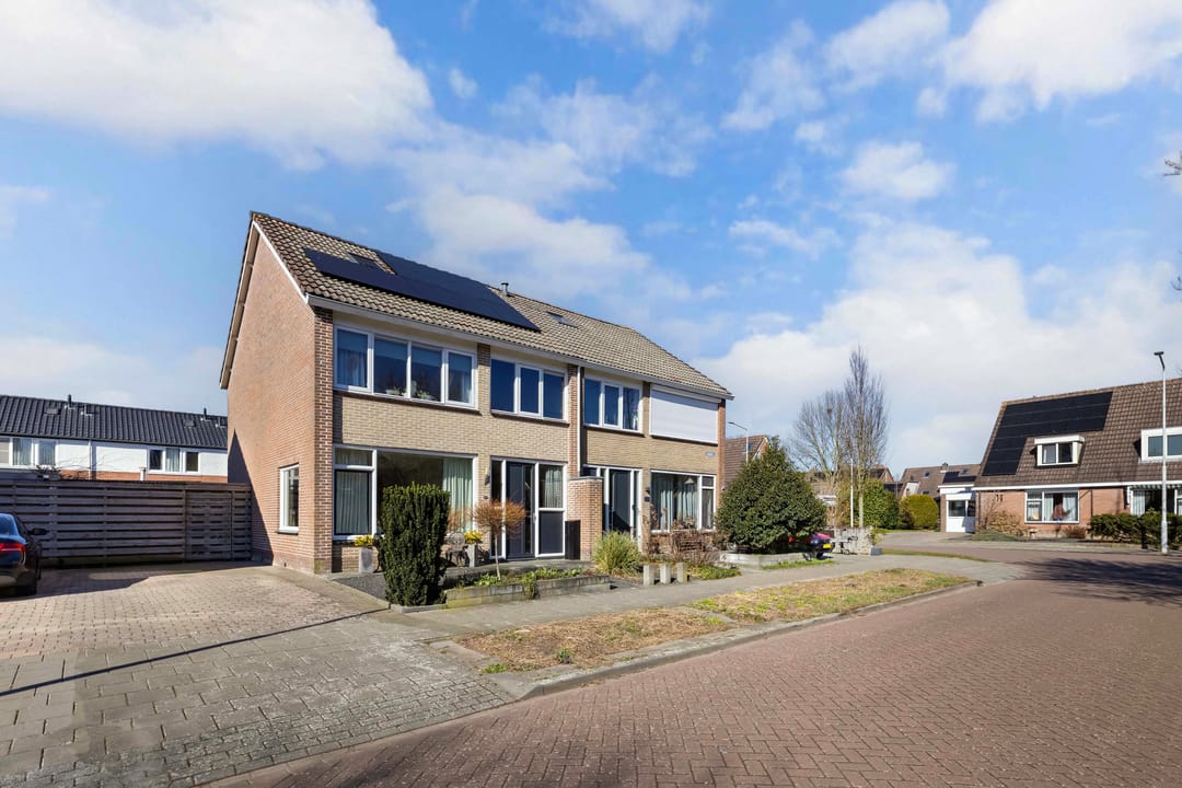 Foto 2 van Blazer 24