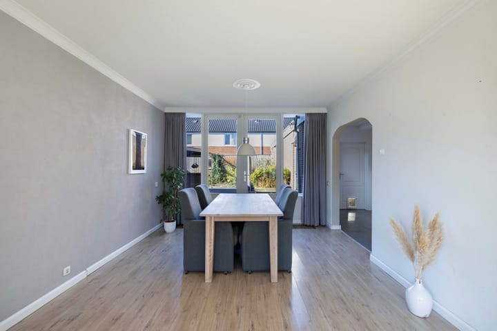 Foto 13 van Blazer 24