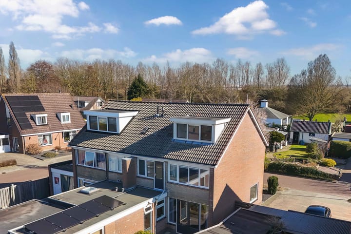 Foto 28 van Blazer 24