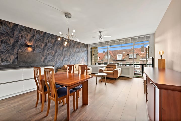 Foto 7 van Loosduinse Hoofdstraat 221