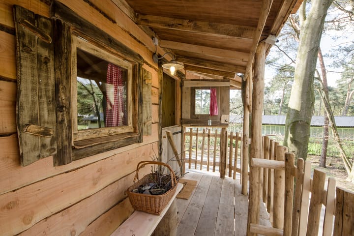 Photo 3 of Oosterhoutseweg 13-106