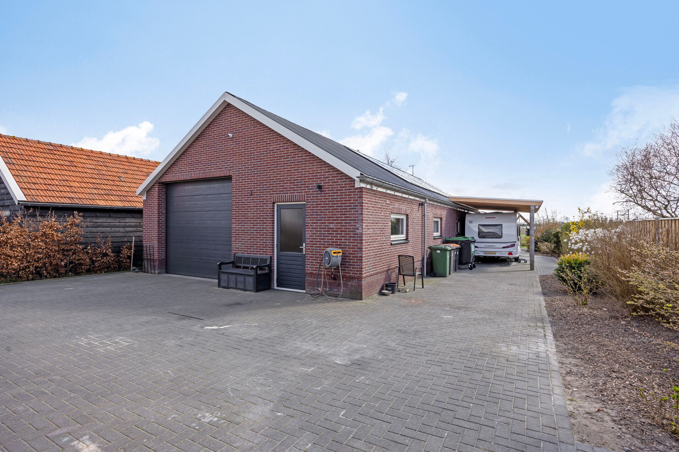 Photo 6 of Broek 48