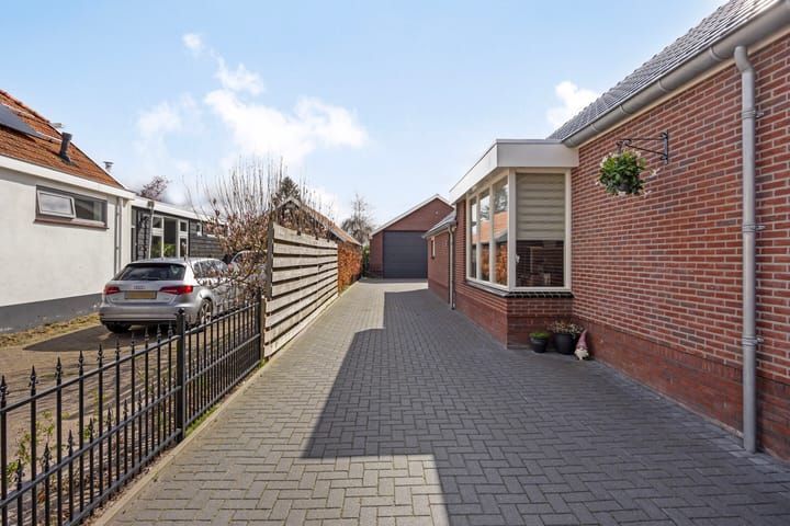 Photo 17 of Broek 48