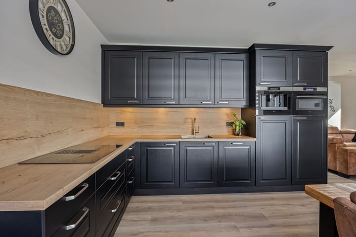 Photo 23 of Broek 48