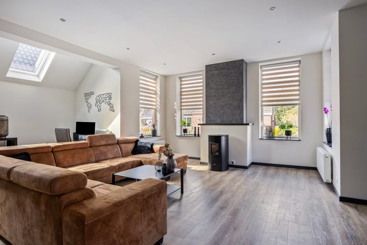 Photo 28 of Broek 48