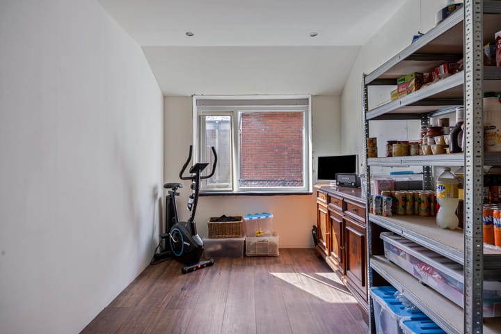 Photo 42 of Broek 48